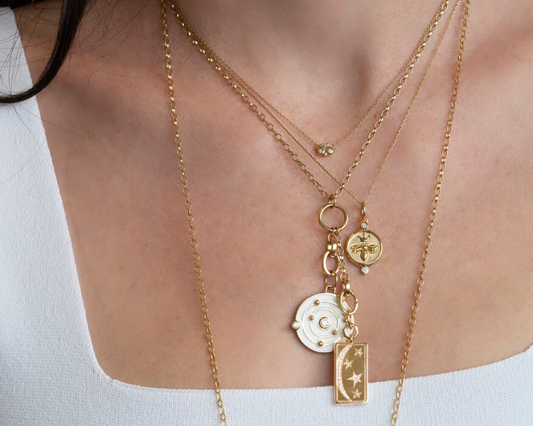 Thick Gold Chain Necklaces: Top 8 Most Popular Styles Right Now