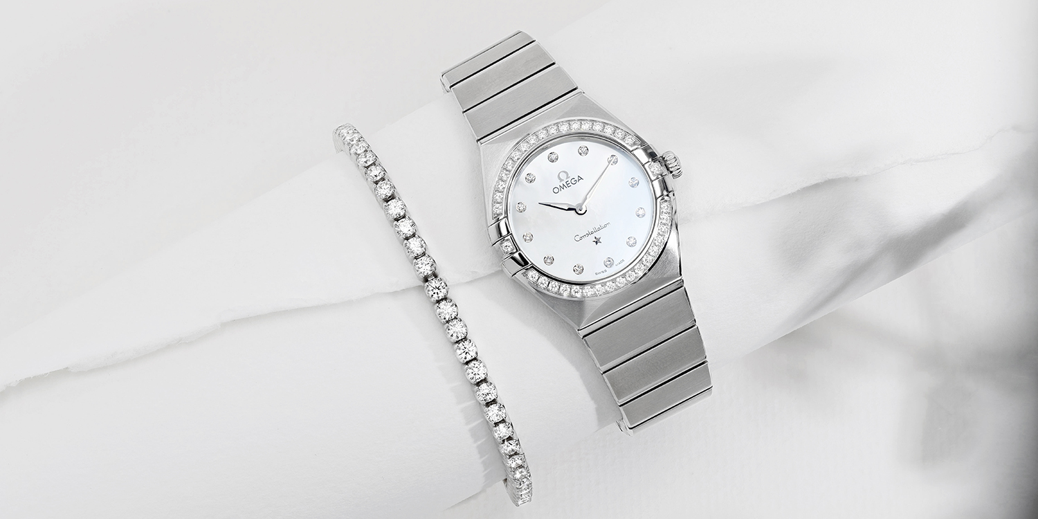 Bracelet watch - Women's accessories