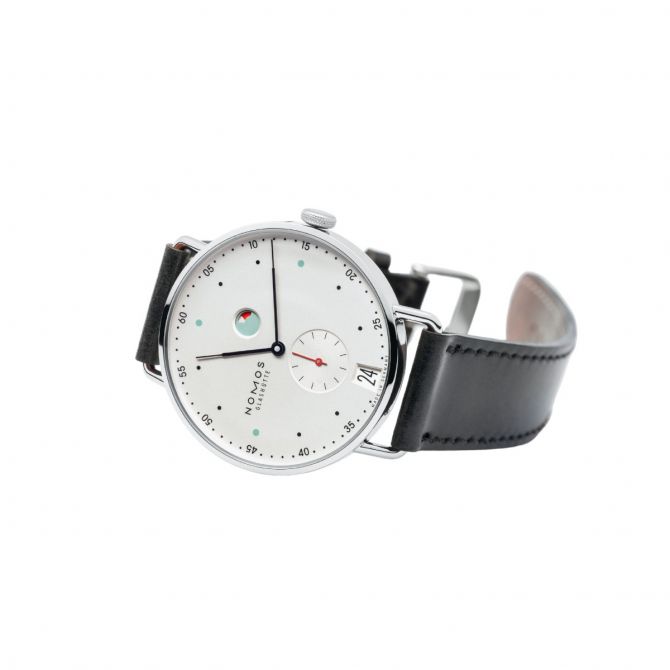 Nomos Glashutte Metro Datum Gangreserve 37mm Men s Watch 1101