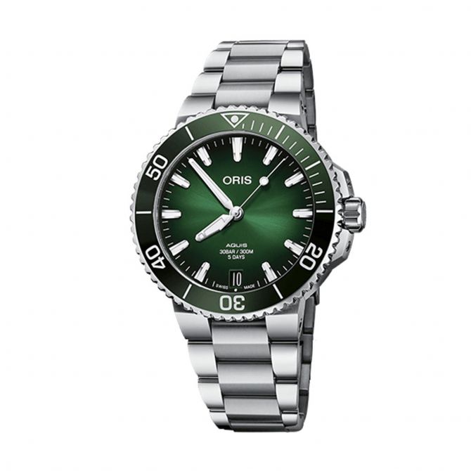 Oris Watches Aquis Date Calibre 400 41.5mm Watch Green Dial