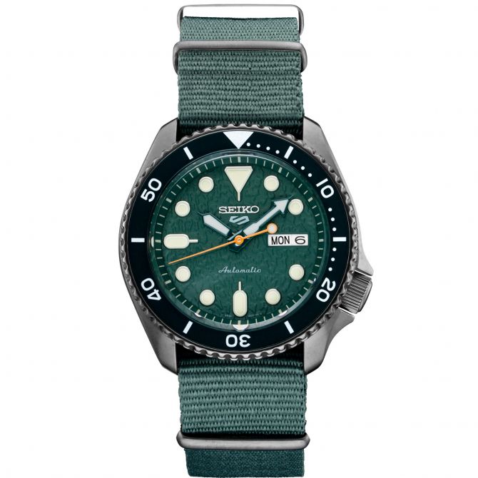 Seiko 5 Sports 42.5mm Green Nylon Watch, Green Dial