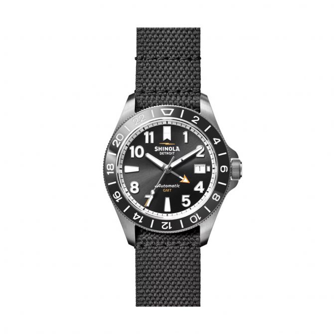 Shinola automatic outlet diver