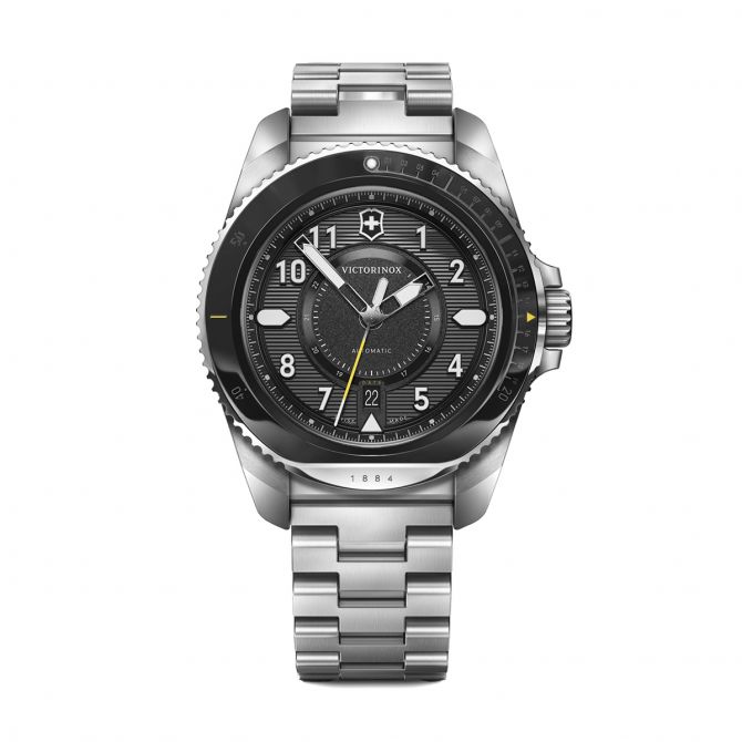 Victorinox swiss army maverick cheap mechanical watch