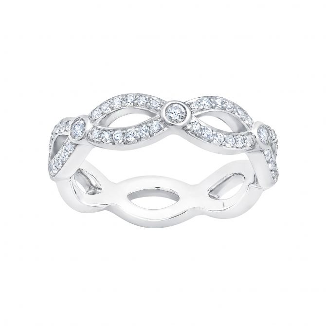 Diamond Twist Pattern Wedding Band in White Gold