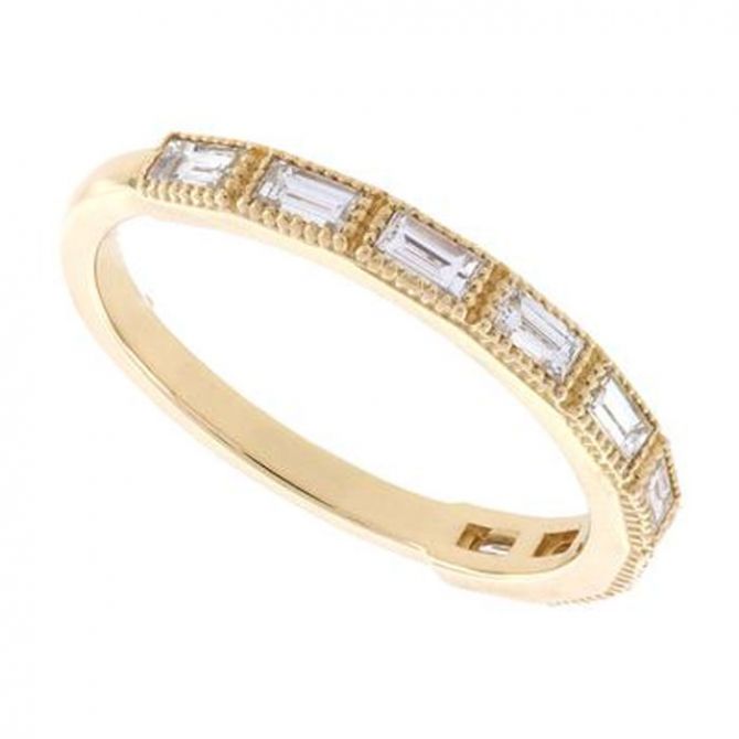 Horizontal Baguette Diamond Milgrain Wedding Band in Yellow Gold