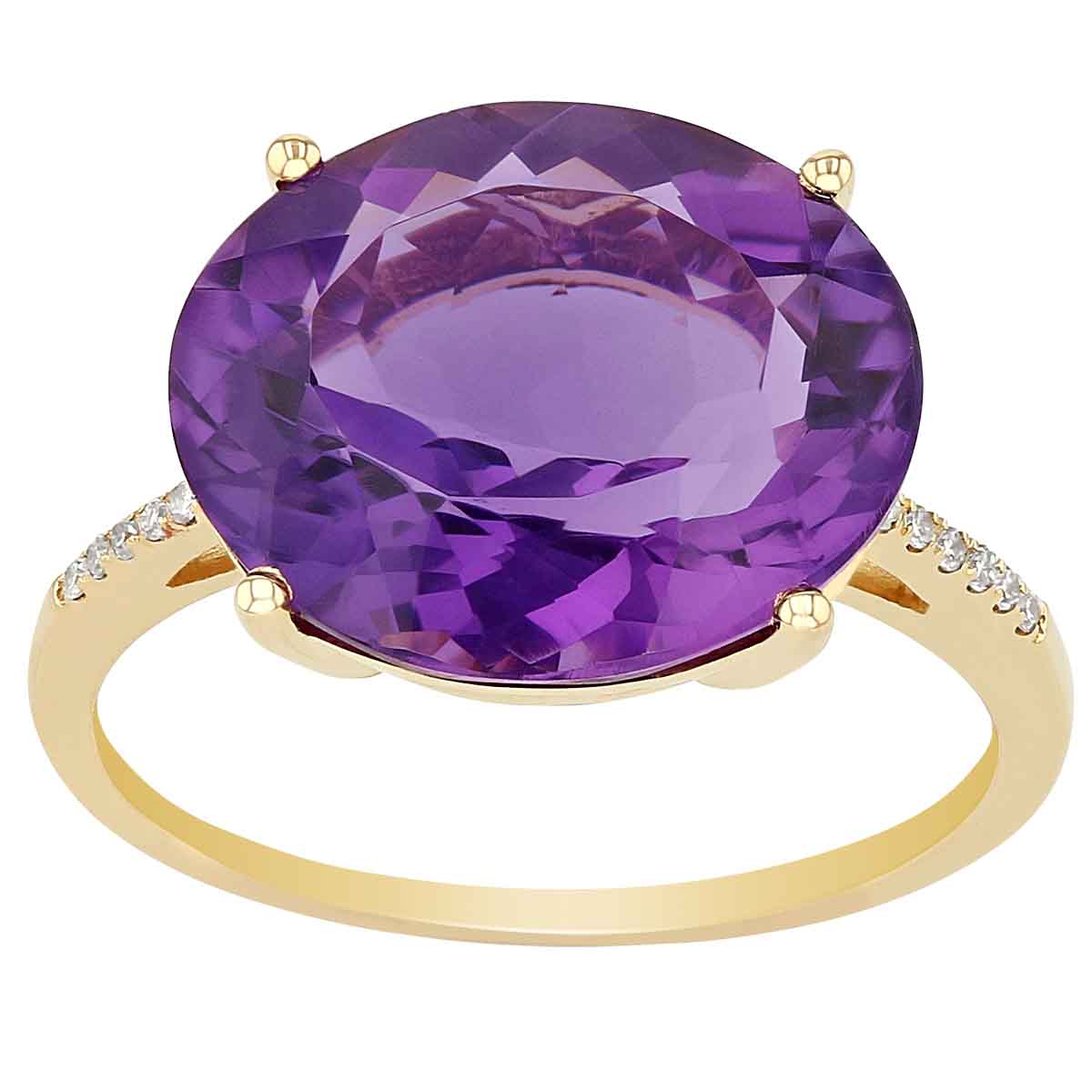 Oval Amethyst Cocktail Ring in Yellow Gold with Diamond Shank | Borsheims