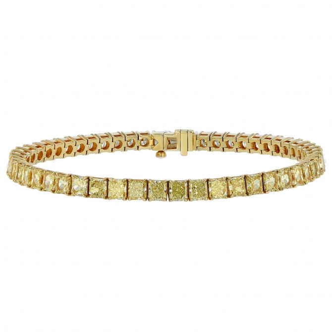 Radiant Cut Yellow Diamond Tennis Bracelet in Yellow Gold, 7.25", 12.13 cttw