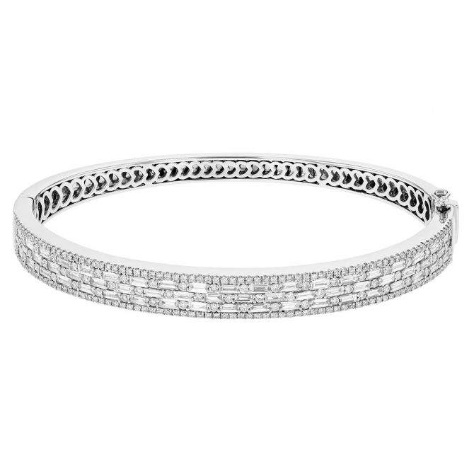 Baguette & Round Diamond Brick Pattern Graduated Bracelet in White Gold