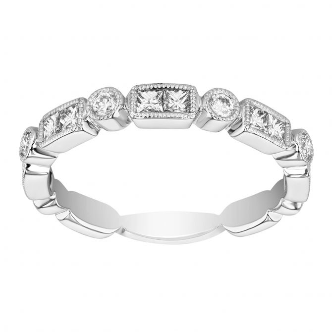 Princess Cut & Round Diamond Alternating Pattern Ring in White Gold