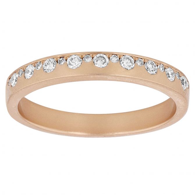 Alternating Size Diamond Square Edge Ring in Rose Gold