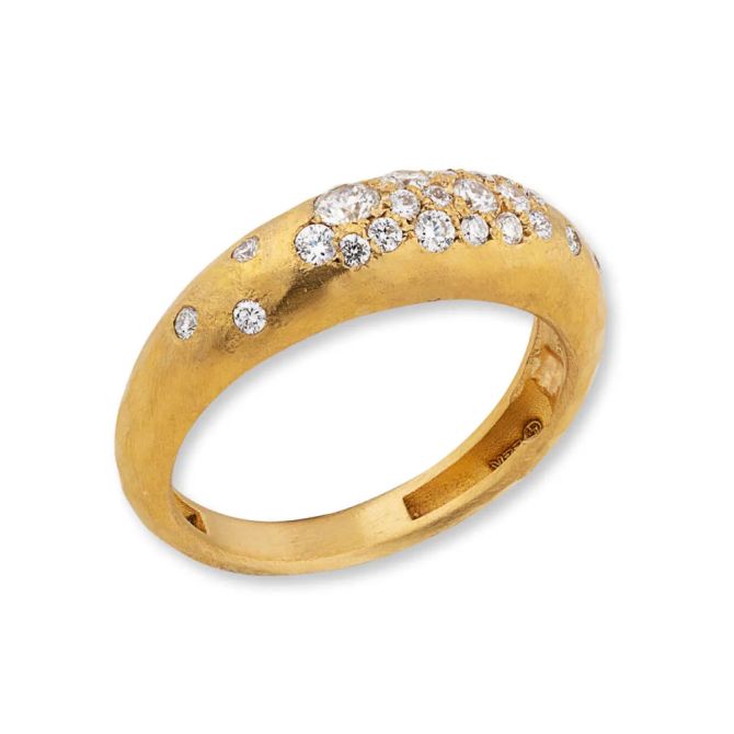 Lika Behar Boogie Line Flush Set Diamond Pavé Ring in Hammered Yellow Gold