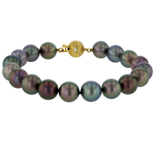 cultured pearl bracelet with gold clasp