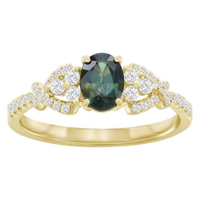 Oval Alexandrite & Diamond Cluster Ring in Yellow Gold