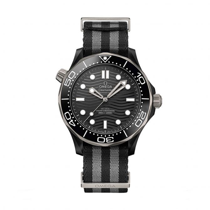 Omega seamaster professional black dial best sale