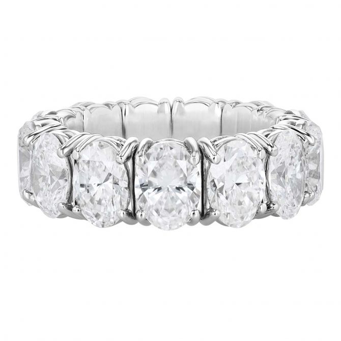 Zydo Oval Diamond Stretch Band Ring in White Gold