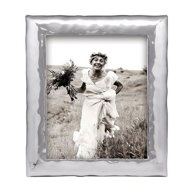 Mariposa White Leather with Metal Border 4x6 Frame