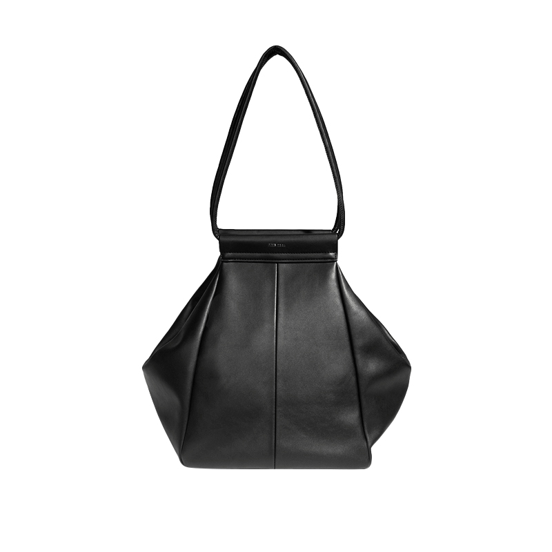 Pixie Mood Stella Tote, Black | STE219-TB-01 | Borsheims