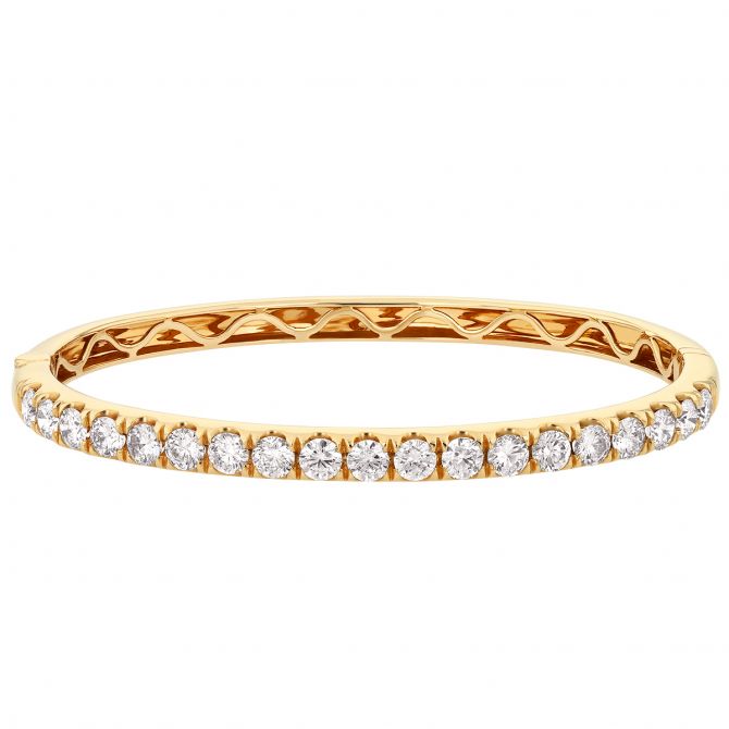 Diamond Bangle Bracelet in Yellow Gold