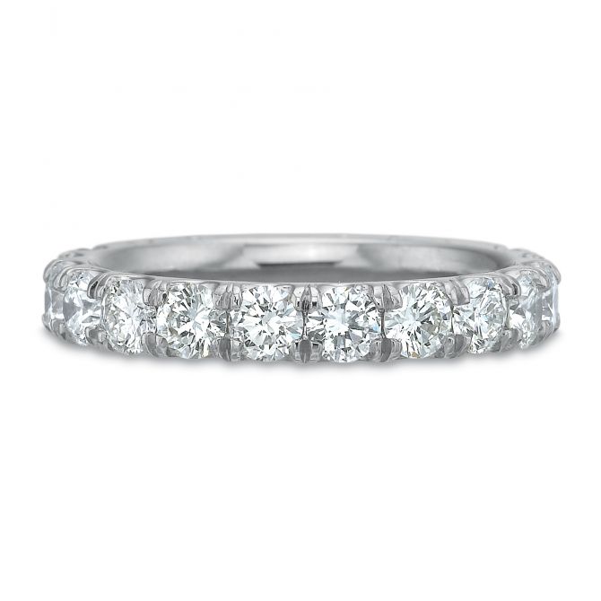 18K White Gold Prong Set Diamond Eternity Band